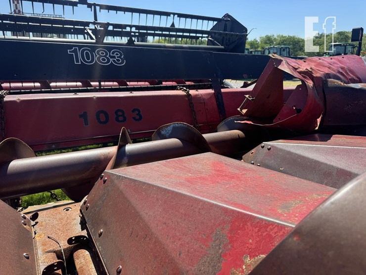 case-ih-1083-image-5