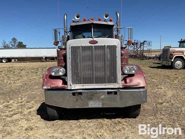 1987-peterbilt-359-image-2
