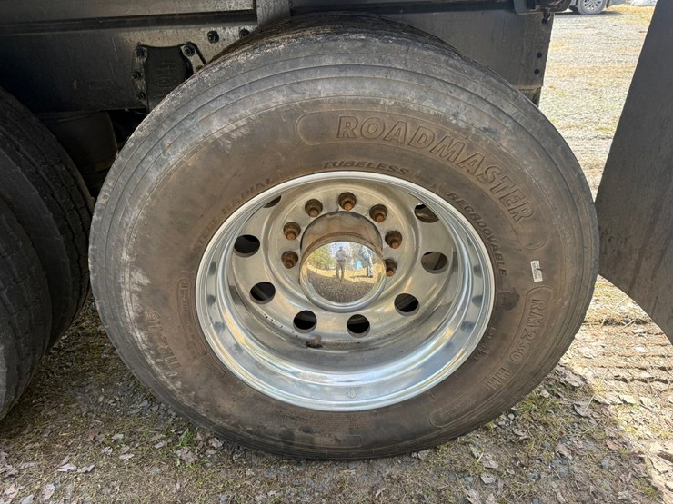 2015-peterbilt-579-image-73