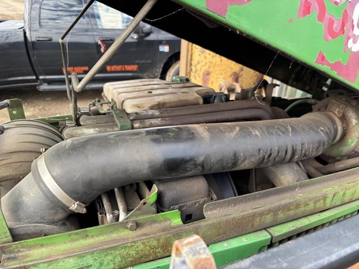 2001-john-deere-6410-image-60