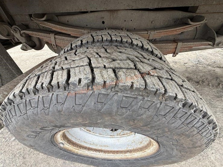 1991-ford-f350-xlt-lariat-image-29