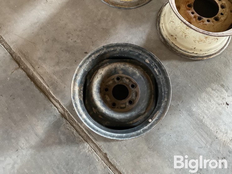 14-&-15”-steel-rims-image-9