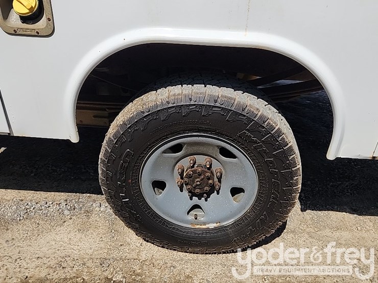 2012-ford-f350-sd-image-11