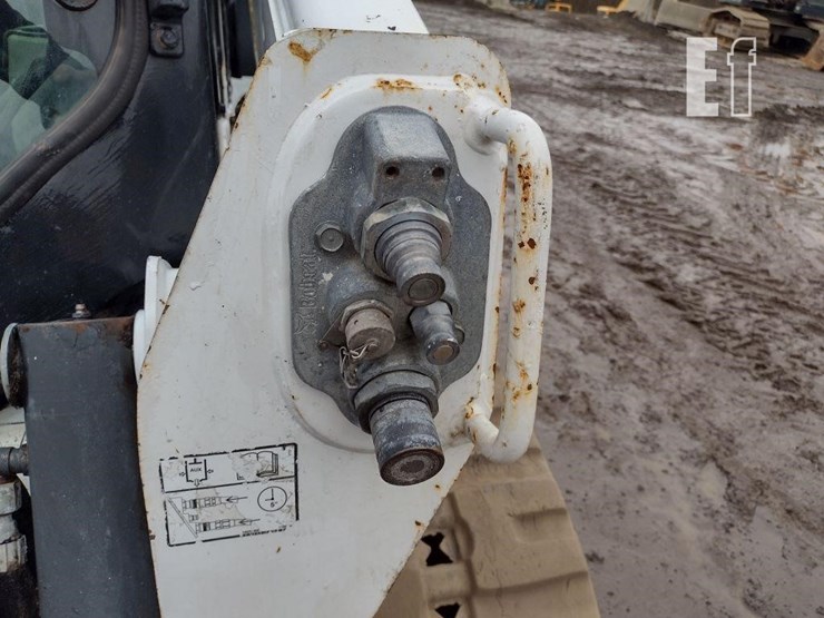 2017-bobcat-t595-image-17