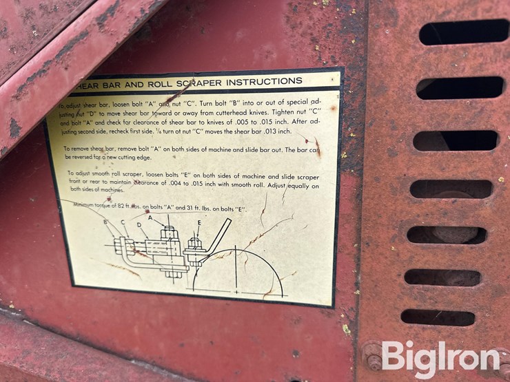 new-holland-707-image-16