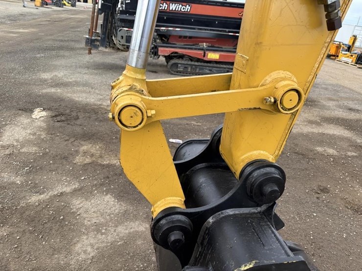 2020-caterpillar-308cr-image-13