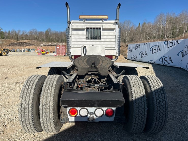 2006-kenworth-w900-image-4