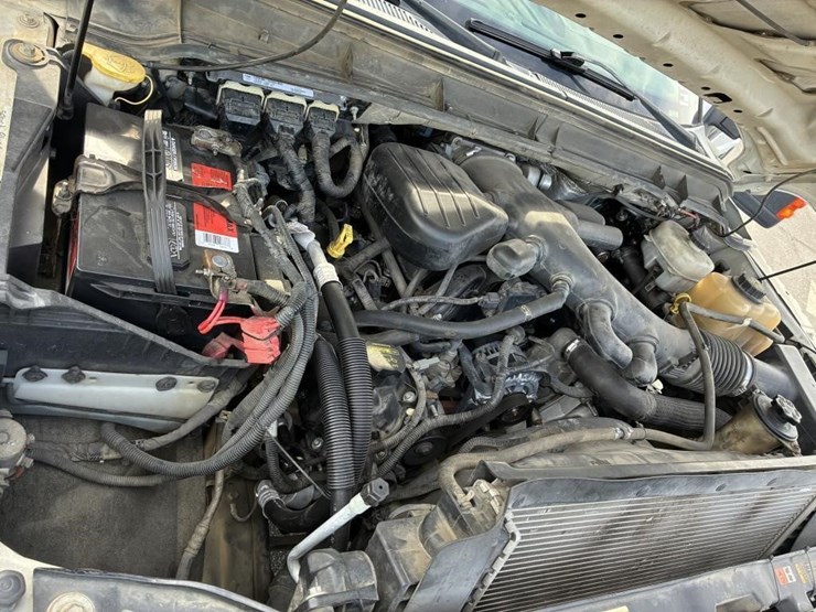 2011-ford-f550-image-7