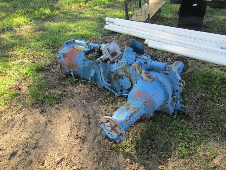 #46194-•-ford-rear-end-&-transmission-image-1