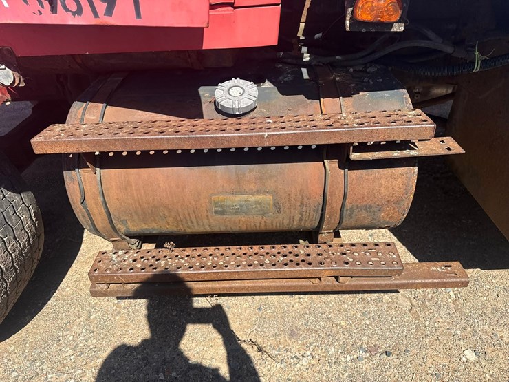 1996-ford-l9000-image-27