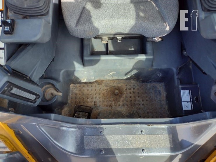 2023-deere-325g-image-11