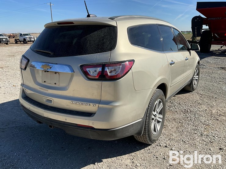 2016-chevrolet-traverse-image-5