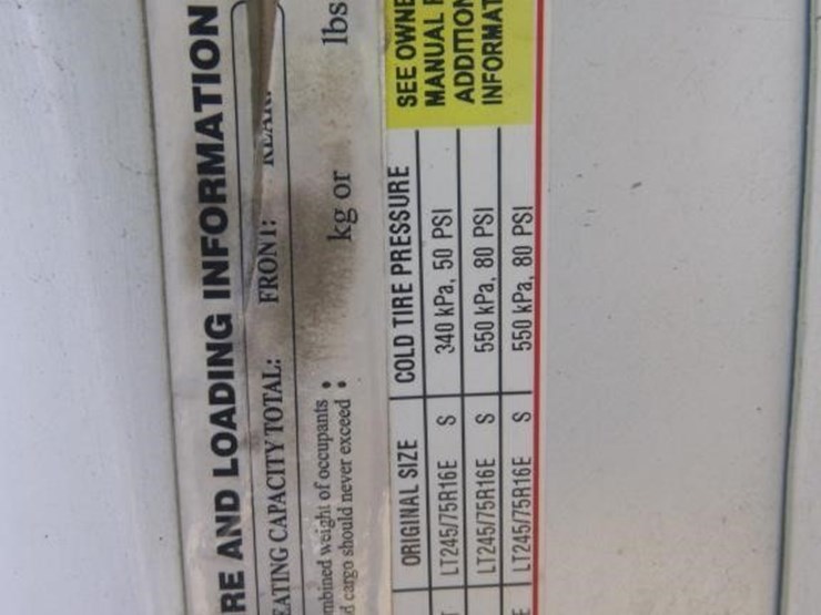 2016-chevrolet-2500-image-31