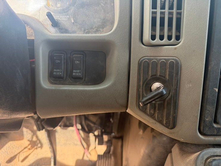 2011-international-terrastar-image-44