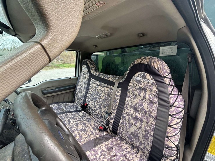 2008-ford-f550-image-22