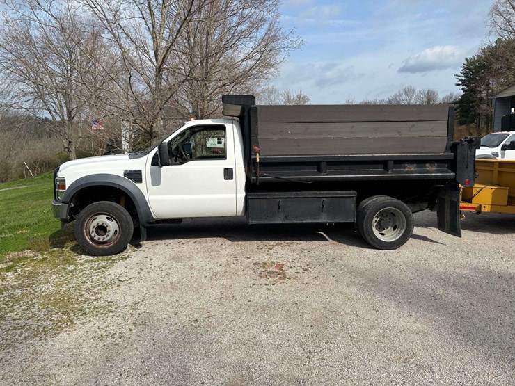 2009-ford-f550-image-2