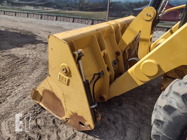 2011-caterpillar-420e-image-17