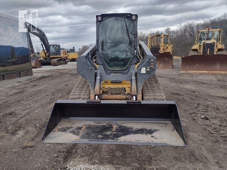 2020-deere-331g-image-2