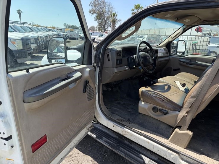 2004-ford-f250-image-12