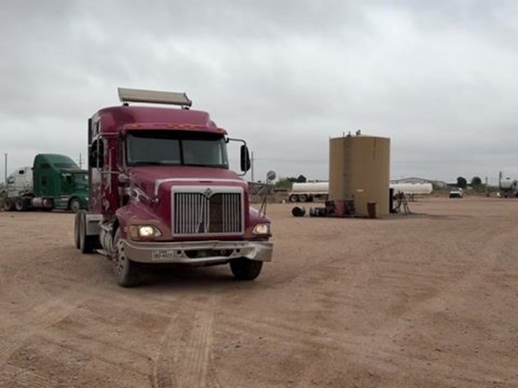 2007-caterpillar-c15-image-1