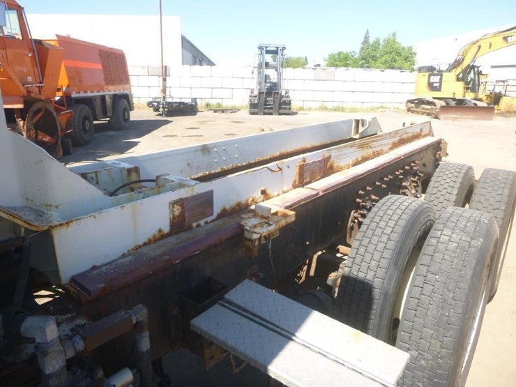 2008-international-paystar-5500i-t/a-roll-off-truc-image-8