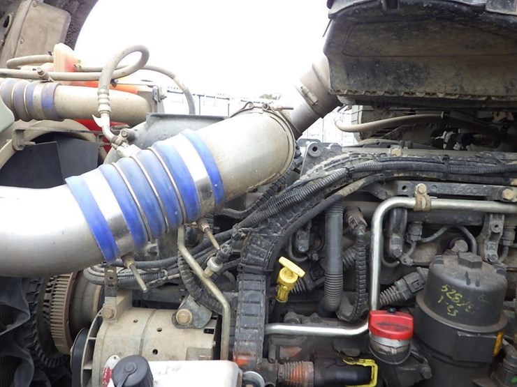 2017-kenworth-t800-image-45