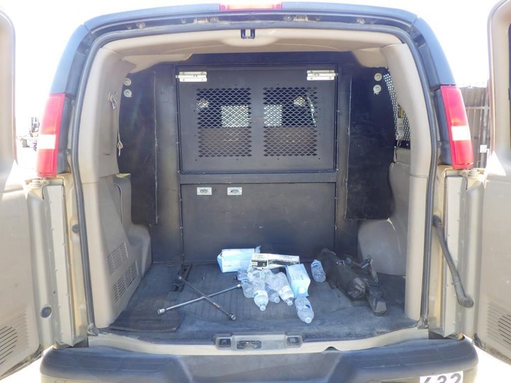 2006-chevrolet-express-3500-image-8