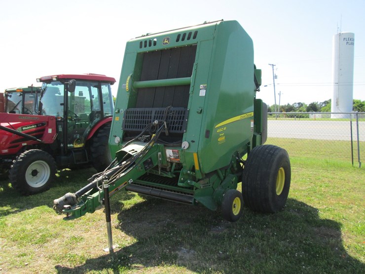 2019-john-deere-460m-image-1