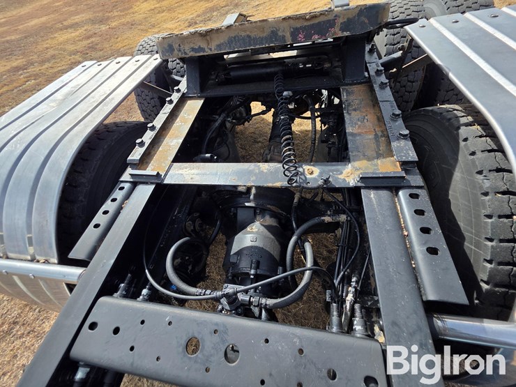 2015-international-prostar-image-14