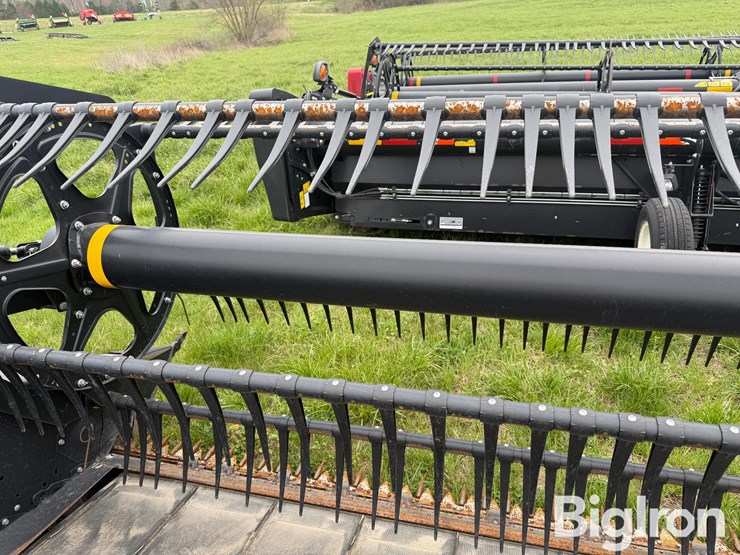 2021-mac-don-fd140-image-14