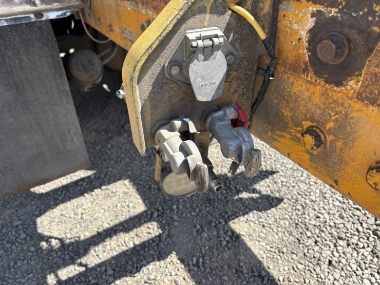 2000-kenworth-t800-image-27