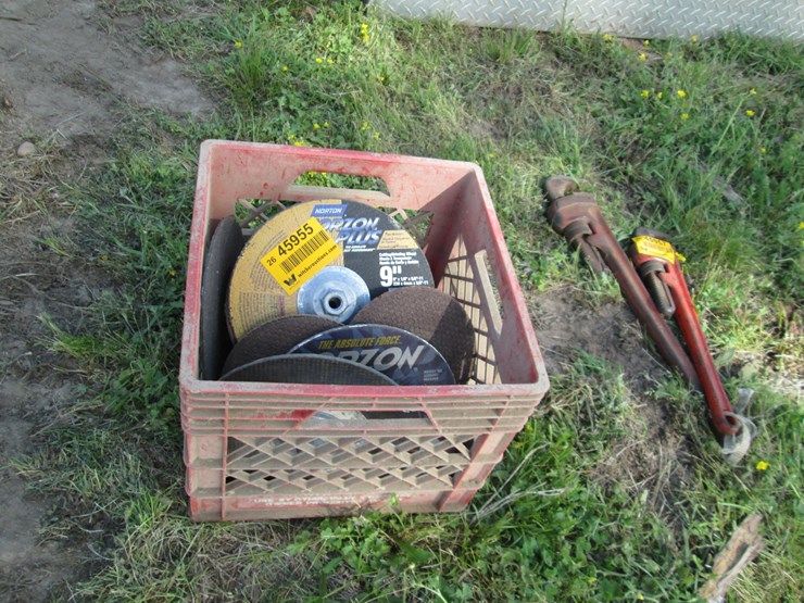 #45955-•-lot-of-grinder-wheels-image-1