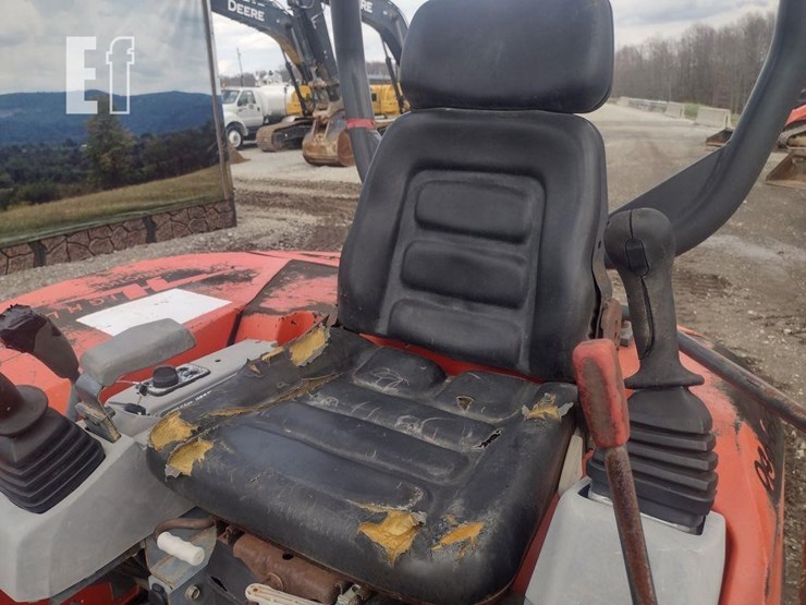 2006-kubota-kx161-3-image-8