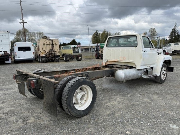 1985-ford-f600-image-7