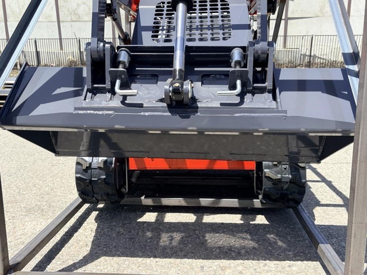 2026-zjg-zj-380-skid-steer-loader-image-5