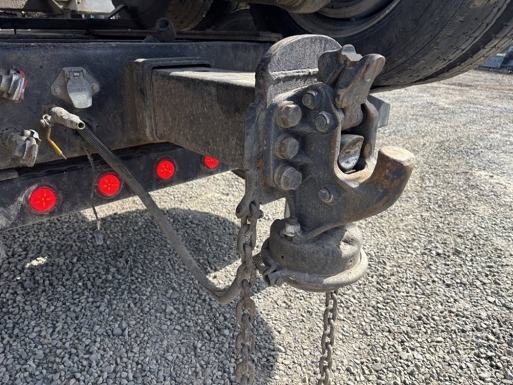 2000-peterbilt-378-image-30