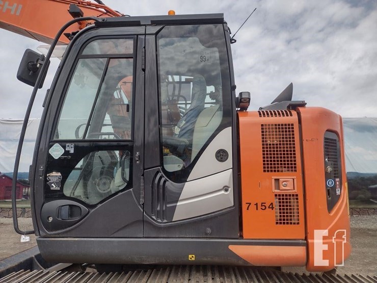 2018-hitachi-zx135us-6-image-33