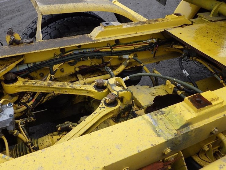 2016-kenworth-w900-image-41