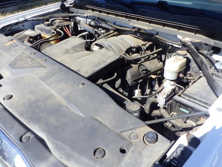 2018-chevrolet-1500-image-8