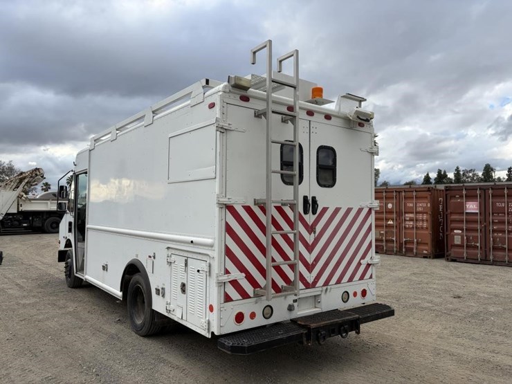 2008-utilimaster-workhorse-step-van-image-4