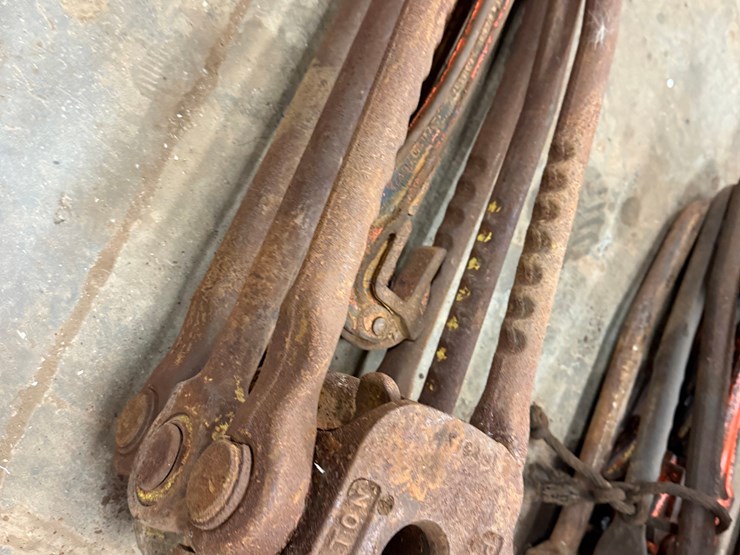 (3)-different-brand-rod-elevators-&-(2)-rod-wrenches-image-2