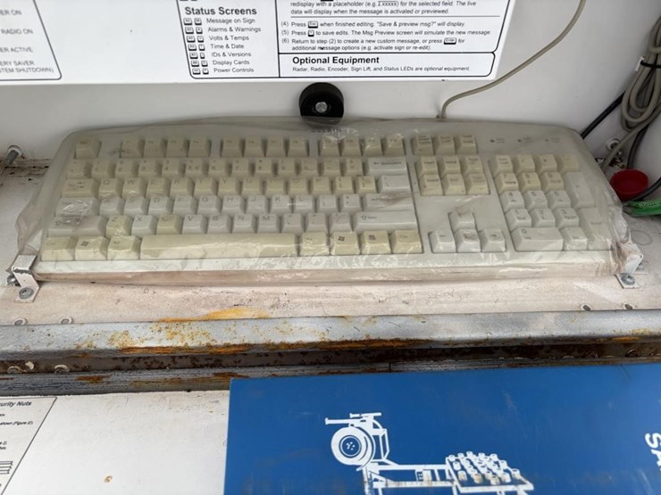 2008-wanco-s/a-towable-message-board-image-24