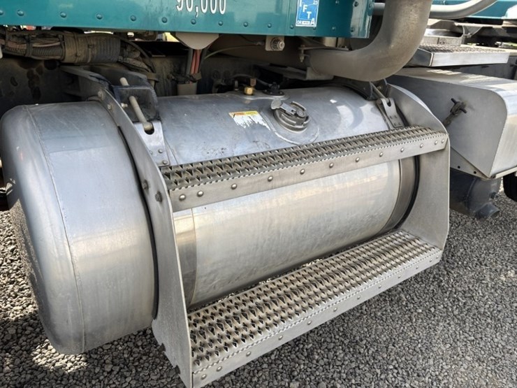 2018-peterbilt-367-image-20