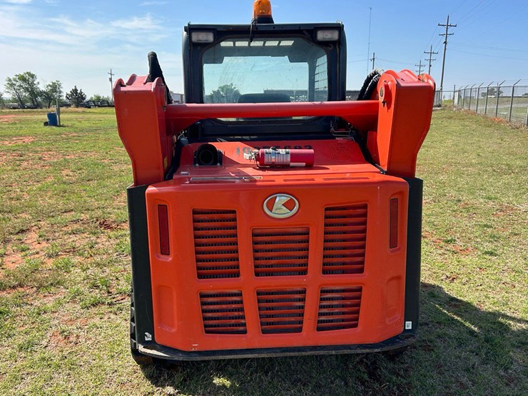 2022-kubota-svl75-2-image-2