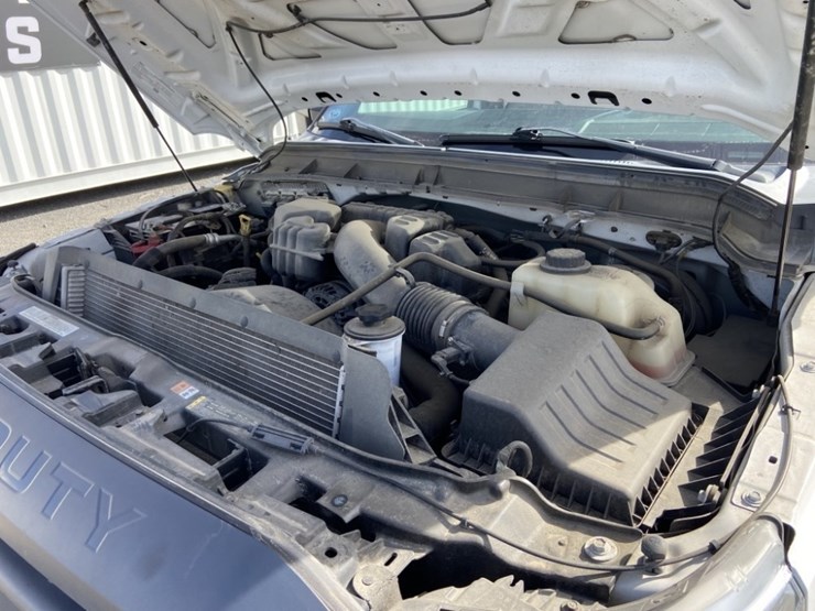 2015-ford-f250-xl-image-35