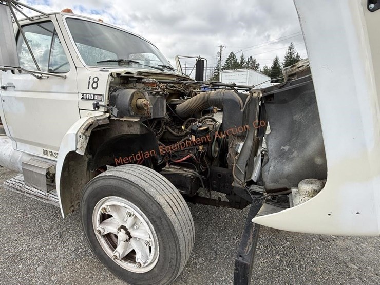 1985-ford-f600-image-43