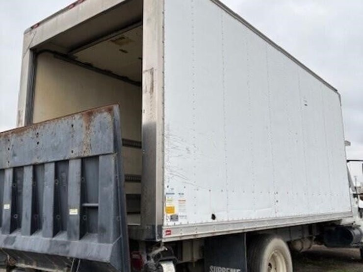 2006-international-durastar-4200-image-13