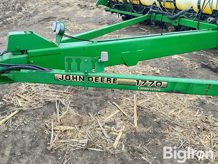john-deere-1770-image-12