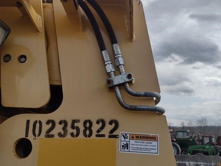 2018-gehl-rs8-42-image-18