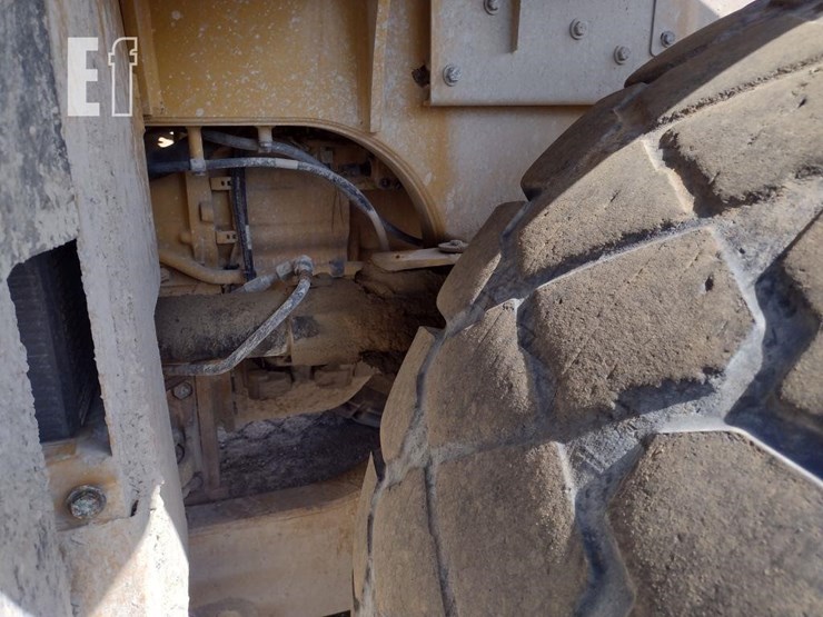 2019-caterpillar-950m-image-16